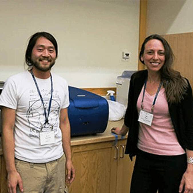 En la Universidad de California, Berkeley, utilizan el escáner GenePix 4300A para estudiar la proteómica dirigida de células únicas